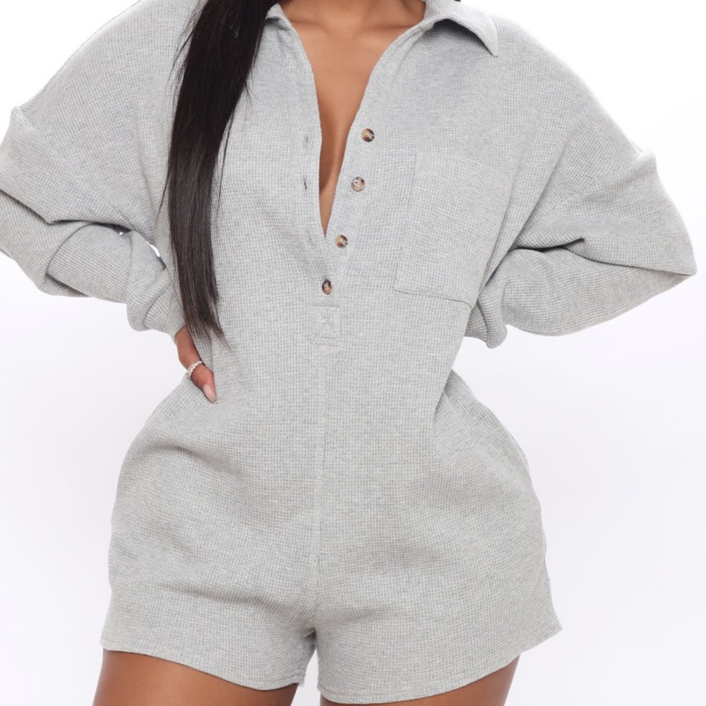 Fashion Nova Chilled oversized Romper | Size: Medium